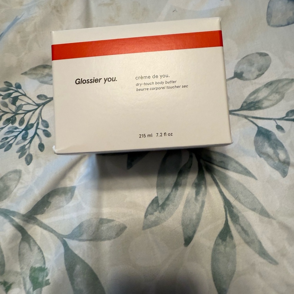 Glossier You Crème de You Body Butter - Red and White